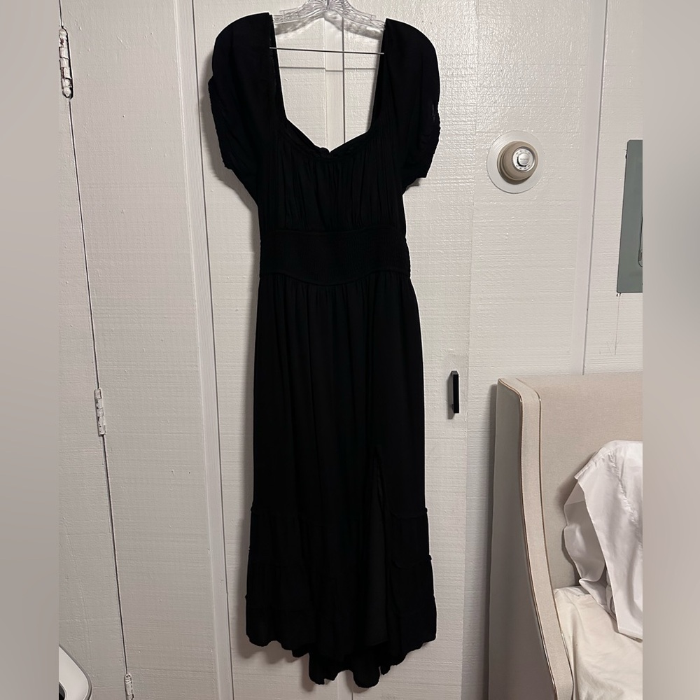 Hollister black maxi dress